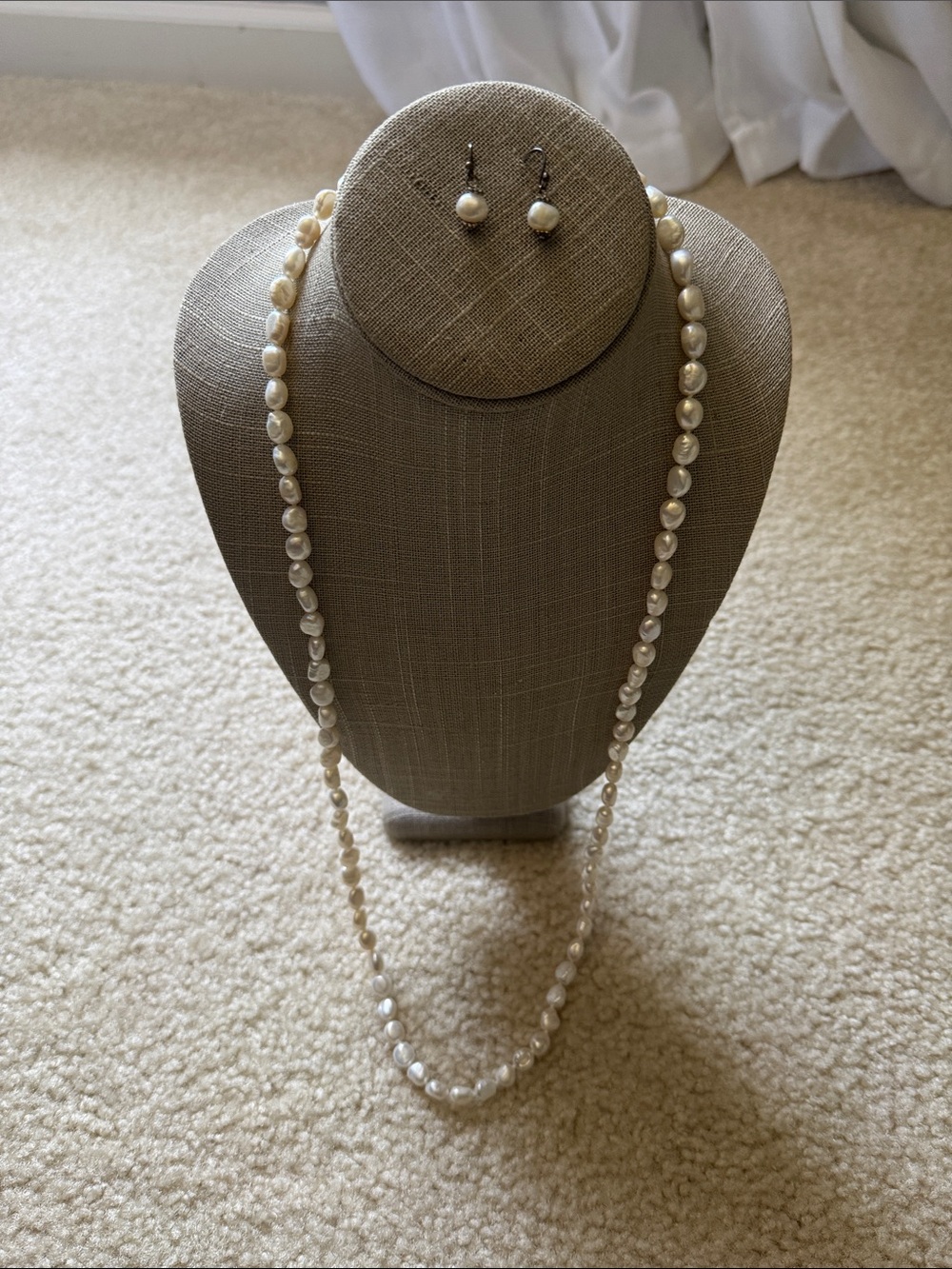 Cream Pearl Strand Necklace with Matching Earrings